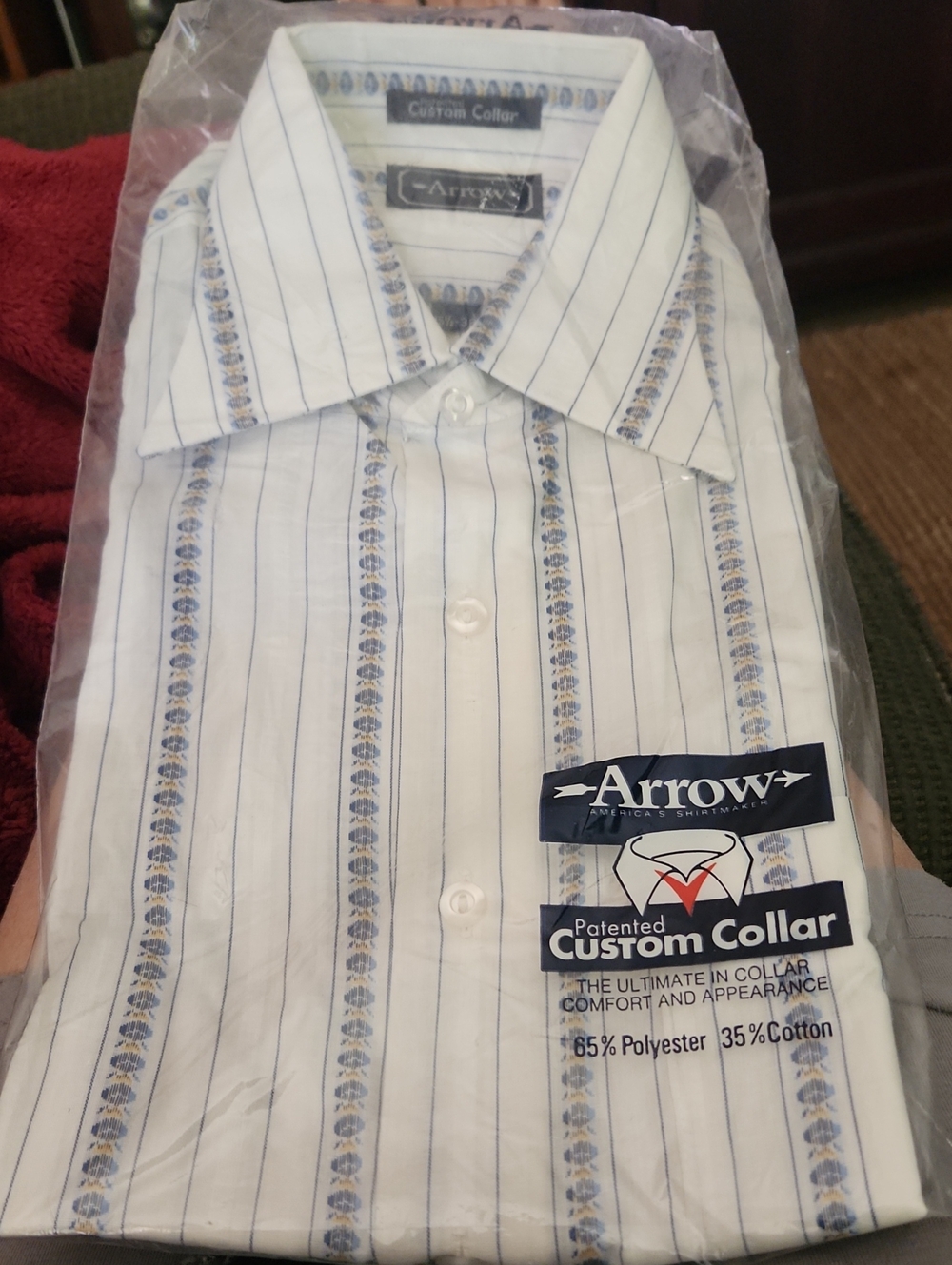 Arrow White Dress Shirt with Blue Pinstripes and Floral Trim 15 1/2 32